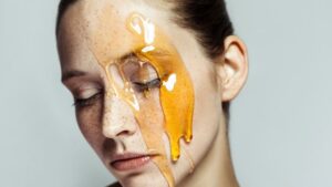 4 façons surprenantes d’utiliser le miel pour prendre soin de votre peau