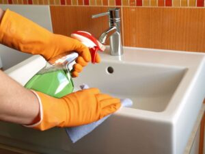 Nettoyer la salle de bain de manière écologique