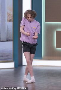 Les téléspectateurs de ce matin ont salué l'adolescent Tom Oakley, qui souffre de mucoviscidose et affirme que la danse lui a sauvé la vie, une