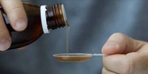 Les pharmacies stockant le médicament concerné - une solution orale connue sous le nom de metformine - ont été invitées à le retirer après la détection de l'impureté cancérigène.