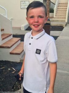 Jack McGeoch (photo), neuf ans, a été transporté à l'hôpital après avoir souffert de douleurs abdominales sévères et de vomissements à son domicile de Borestone, Stirling, mardi dernier.