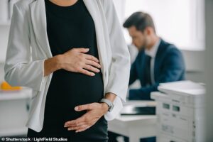 Les femmes qui ont une FIV peuvent être plus à risque de complications pendant la grossesse, selon une étude