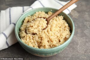Une étude de l'Université ouverte de Catalogne à Barcelone a affirmé que le quinoa peut aider à prévenir le diabète de type 2 chez les personnes les plus à risque de développer la maladie