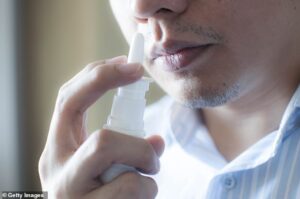 Le vaporisateur nasal étripamil s'est révélé prometteur dans le traitement de l'arythmie cardiaque PSVT.  Le médicament était deux fois plus susceptible de résoudre les symptômes en 30 minutes qu'un placebo dans les essais cliniques (photo d'archive)