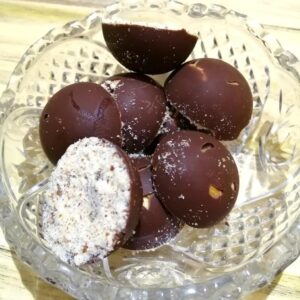 Tasses de chocolat aux arachides Keto
